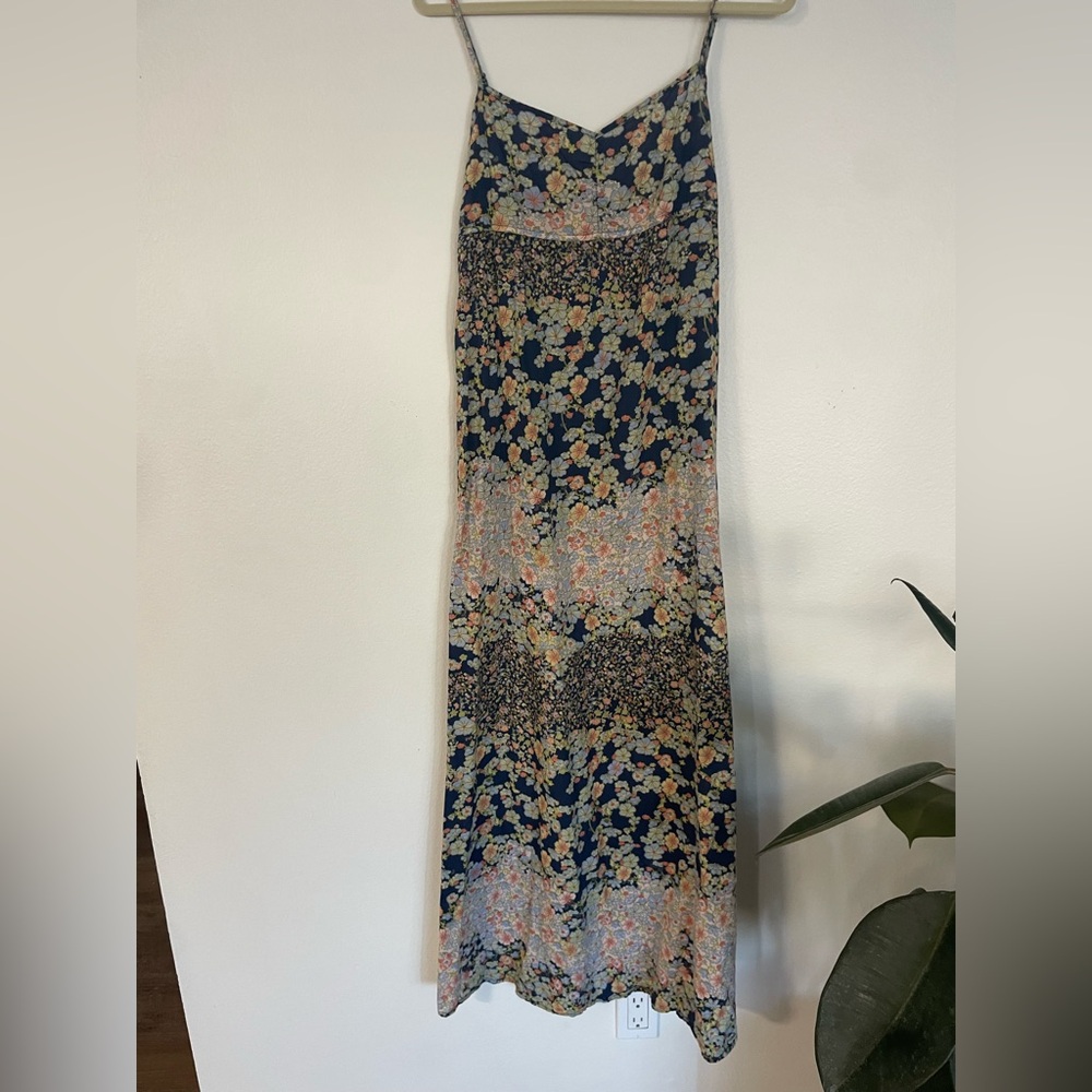 Boho floral maxi H&M dress size 8. Festival summer spring vibes